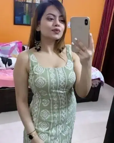 Call Girl in Siana